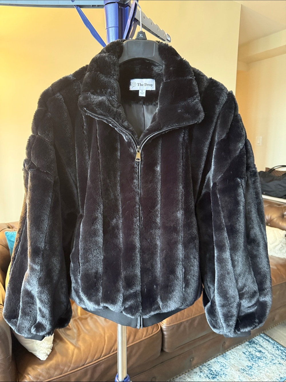The Drop Women's Black Faux-Fur Teddy Zip Jacket